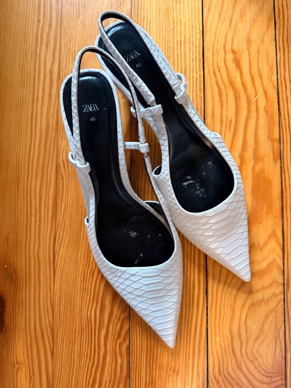ZARA White Textured Pointed Slingback Heels